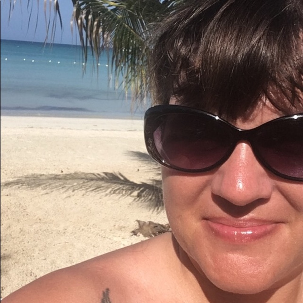Meet your Posher, Sandra